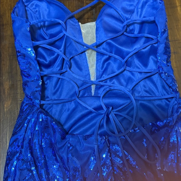 Elegant Sapphire Sequin Mini Dress - Picture 5 of 7